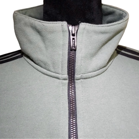 Classic Green Adidas Sweater - Picture 6 of 8